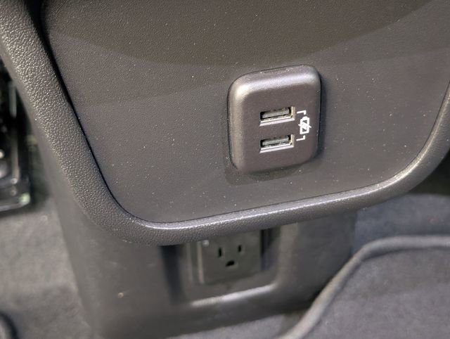 Used 2023 Chevrolet Equinox LT AWD/4WD image 49