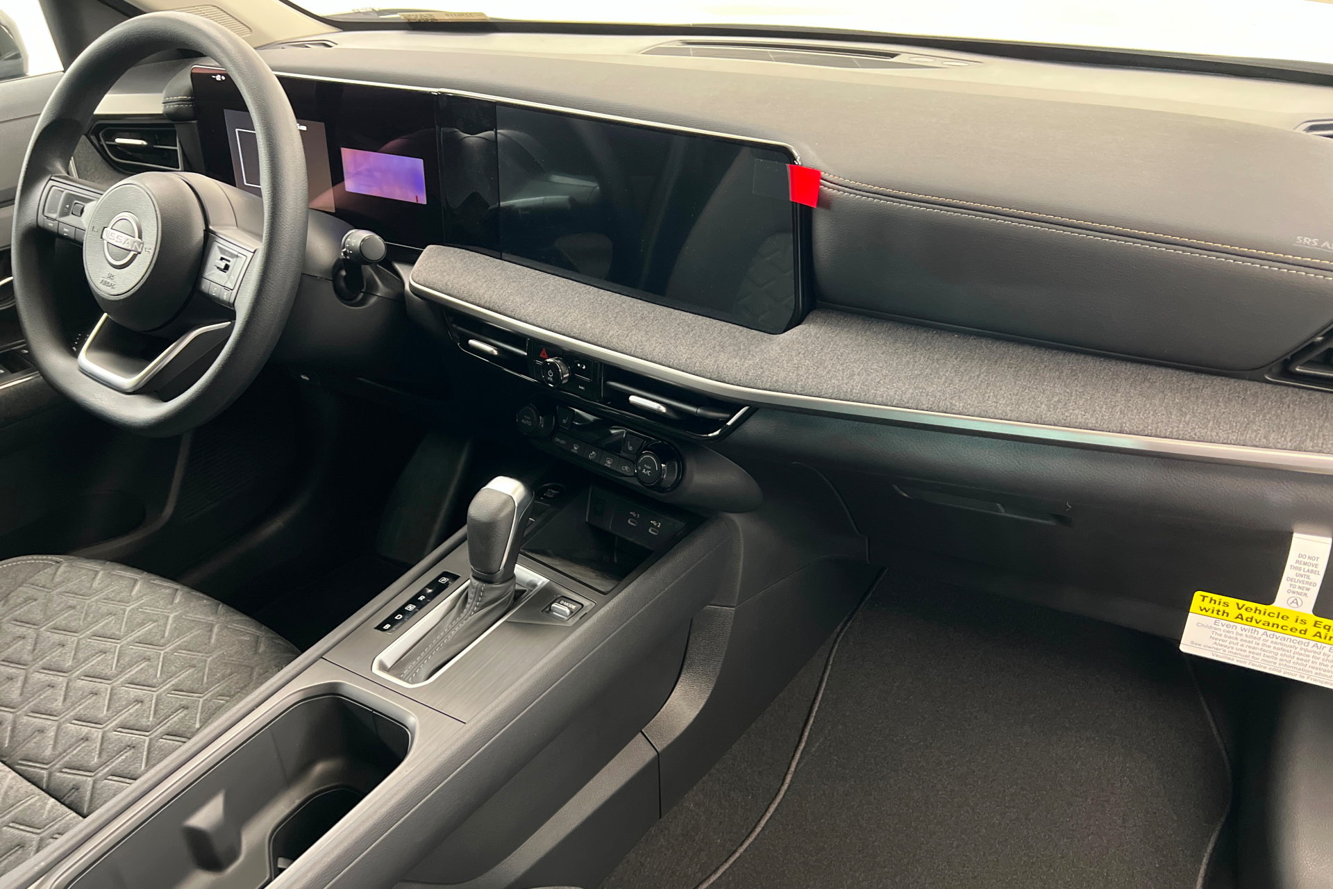 New 2026 Nissan Kicks SV w/ SV Premium Package FWD image 23