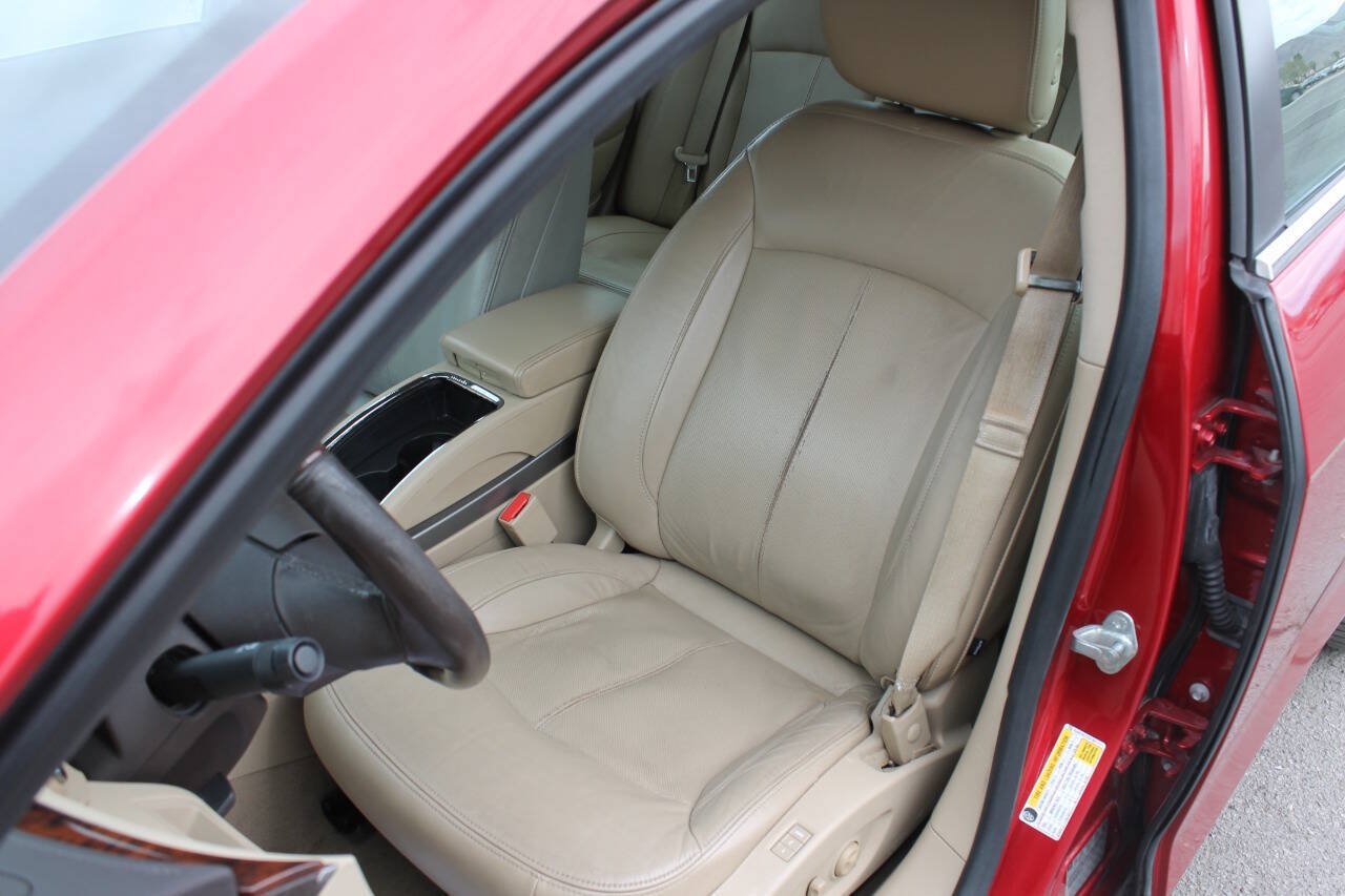 Used 2013 Buick LaCrosse Premium FWD image 23