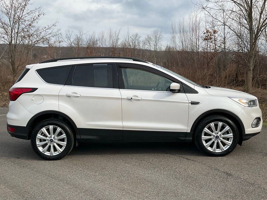 Used 2019 Ford Escape SEL image 24