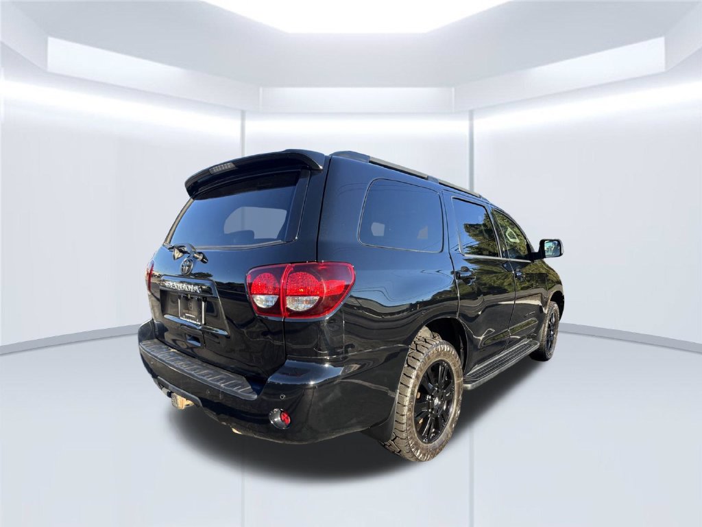 Used 2018 Toyota Sequoia TRD Sport AWD/4WD image 6