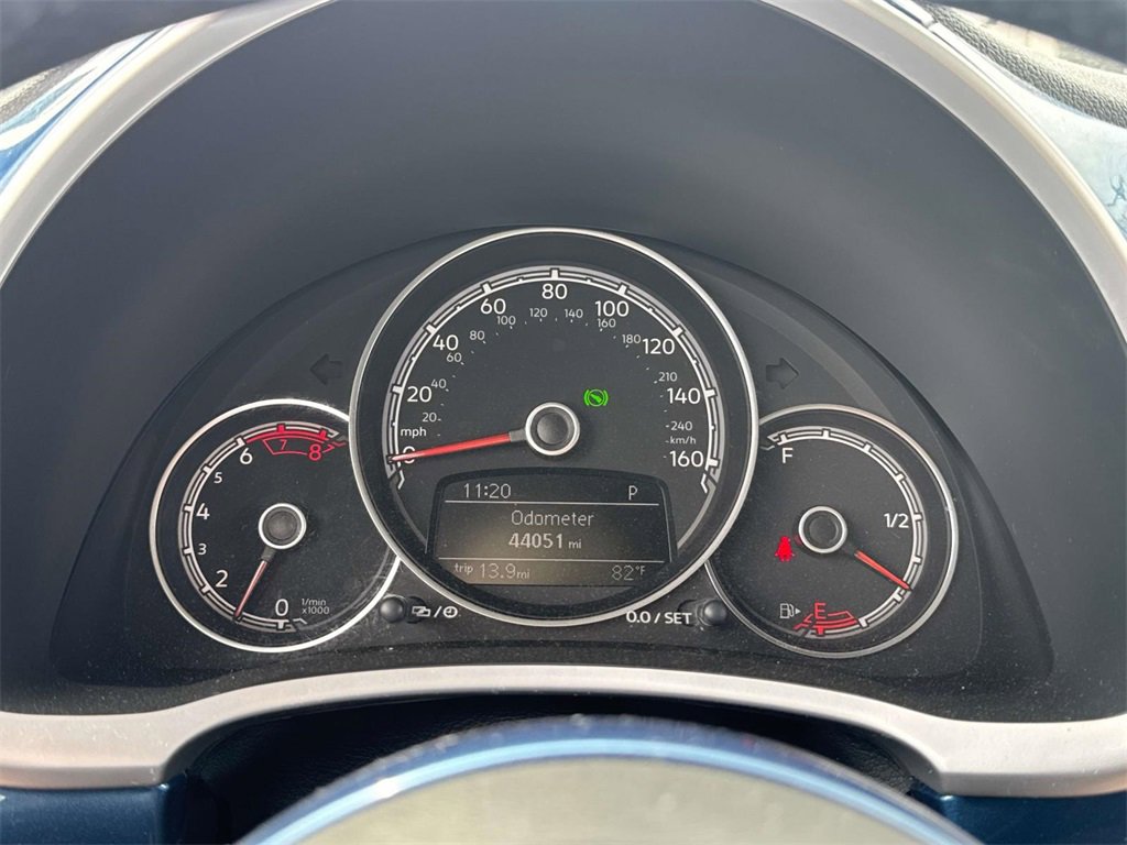 Used 2019 Volkswagen Beetle 2.0T SE image 14