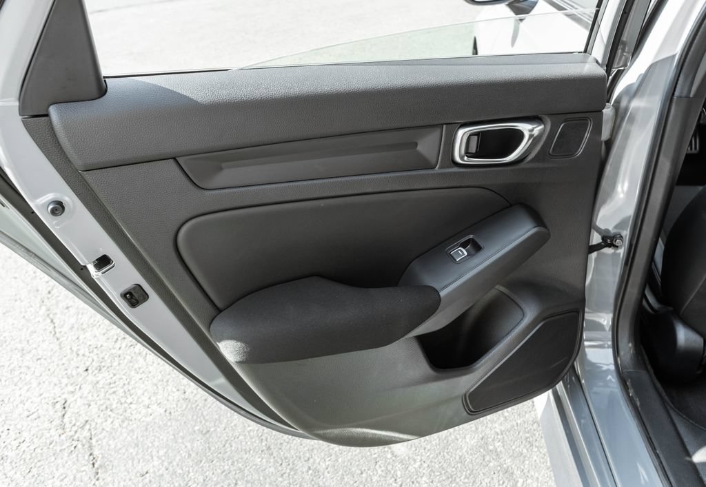 Used 2025 Honda Civic Sport image 23