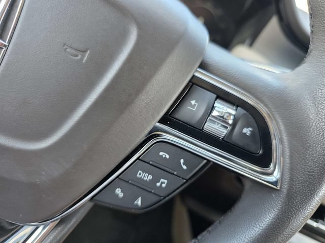 Certified 2022 Lincoln Nautilus FWD w/ Premium Package image 12