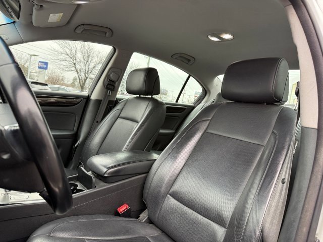 Used 2013 Hyundai Genesis 3.8 image 14