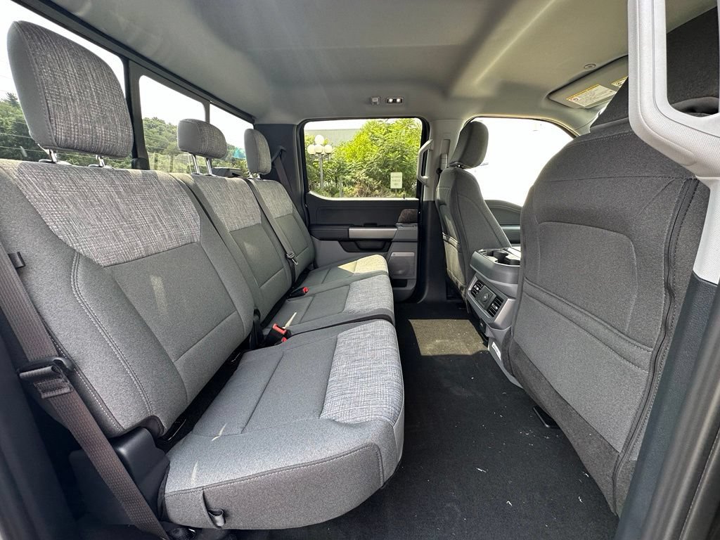 New 2026 Ford F250 XLT w/ XLT Premium Package AWD/4WD image 27