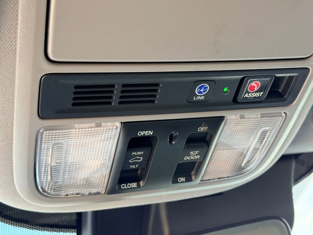 Used 2020 Honda Pilot Touring image 27