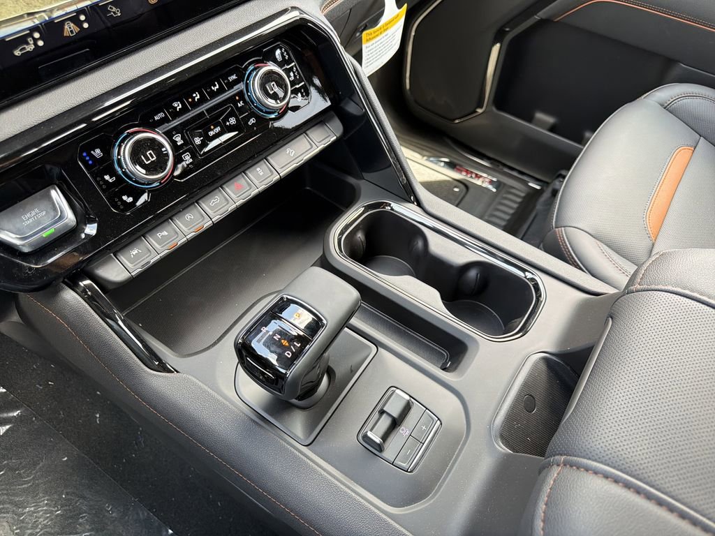 New 2026 GMC Sierra 1500 AT4 w/ Technology Package image 9
