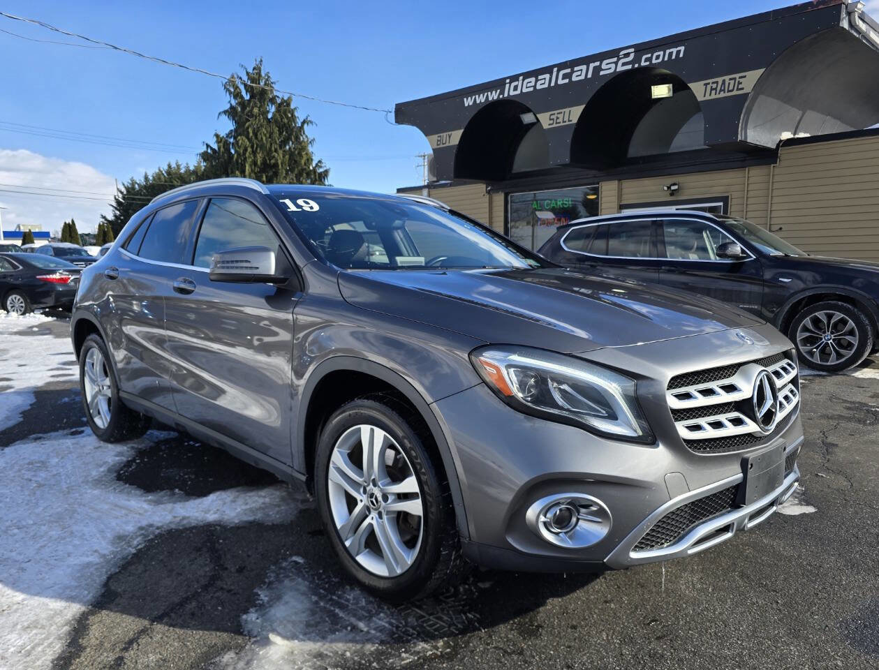 Used 2019 Mercedes-Benz GLA 250 GLA 250 4MATIC AWD 4dr SUV image 1