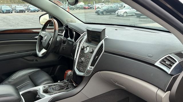 Used 2010 Cadillac SRX Premium image 33