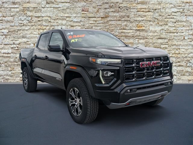 Used 2025 GMC Canyon AT4 w/ Technology Plus Package AWD/4WD image 2