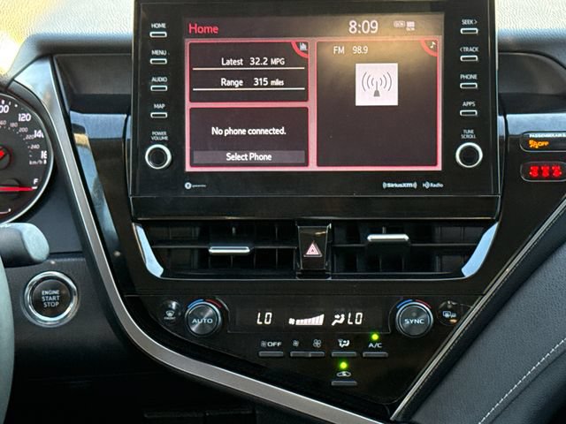 Used 2024 Toyota Camry XSE FWD image 11