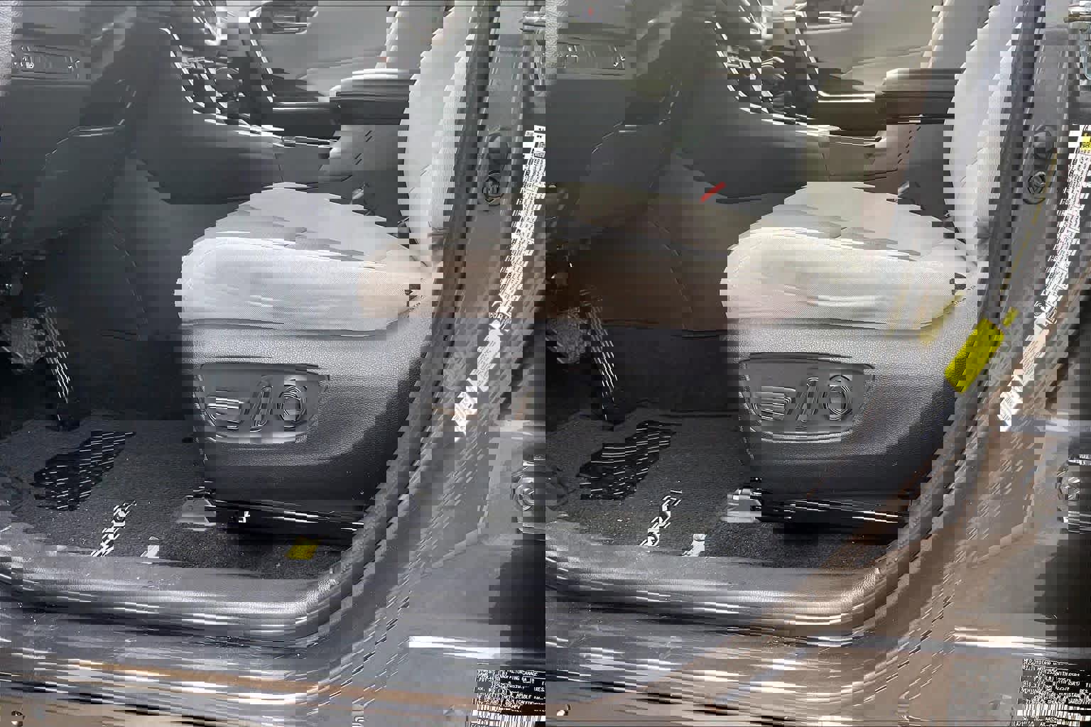 Used 2024 Toyota RAV4 XLE image 34