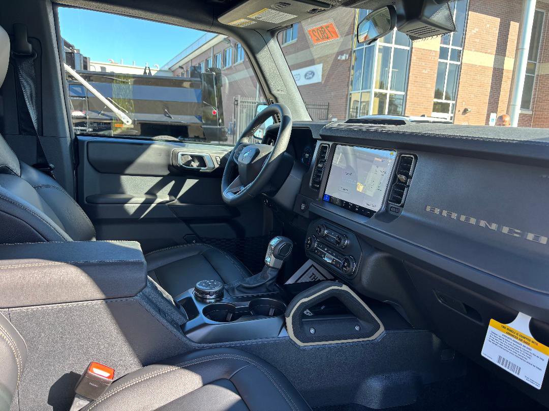New 2025 Ford Bronco Badlands image 18