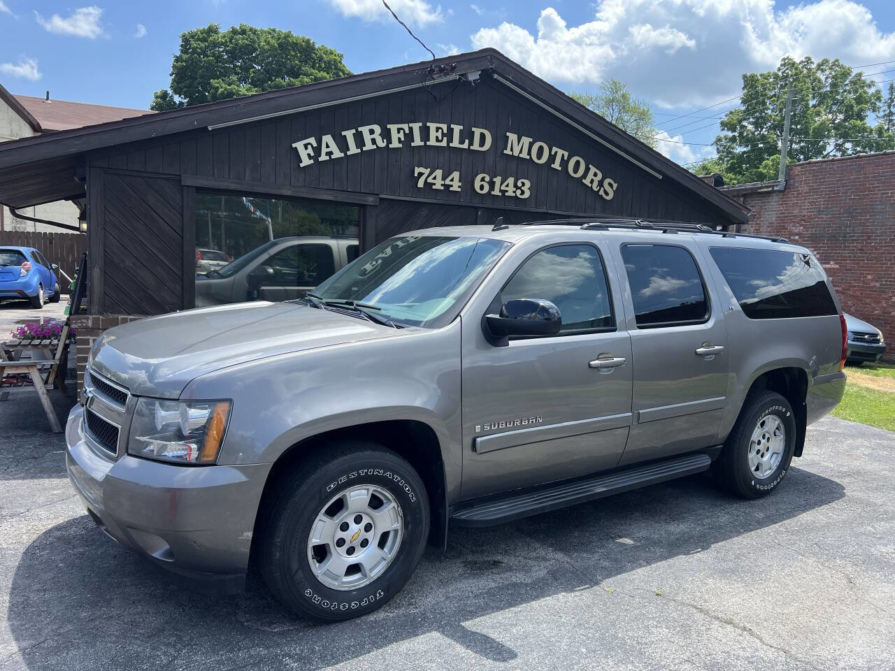 Used 2009 Chevrolet Suburban LT