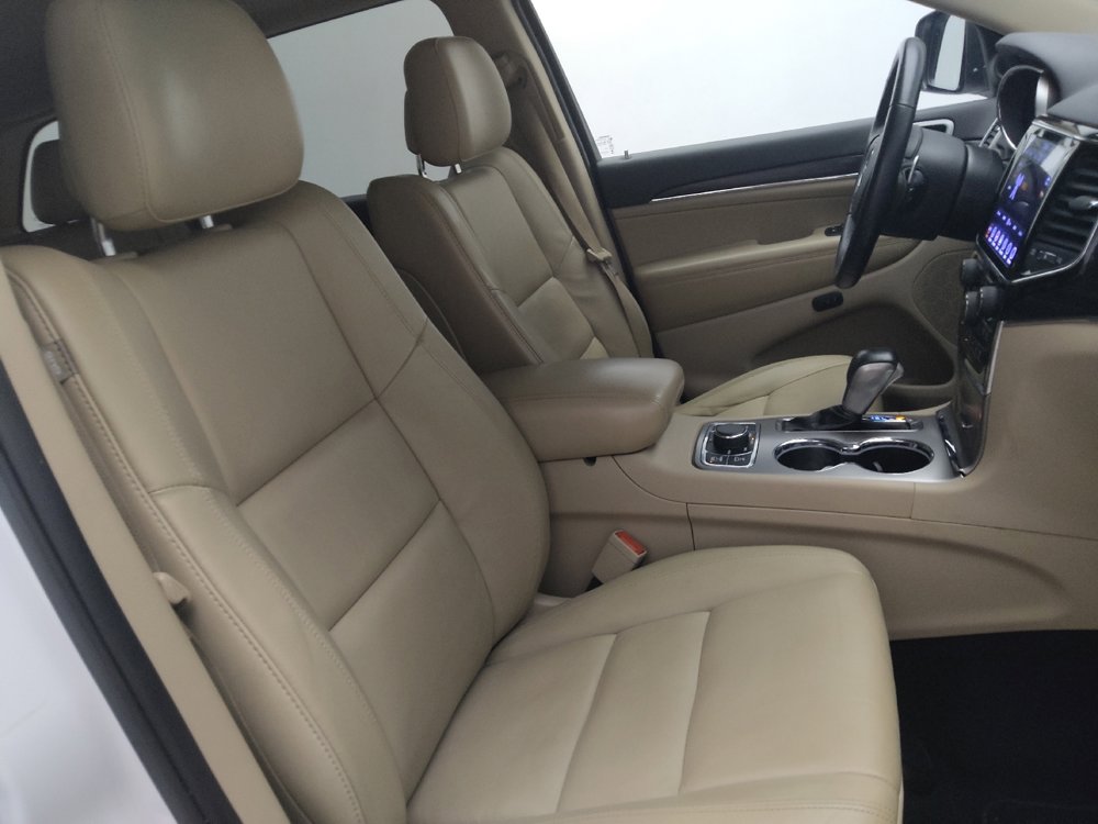 Used 2019 Jeep Grand Cherokee Limited AWD/4WD image 21
