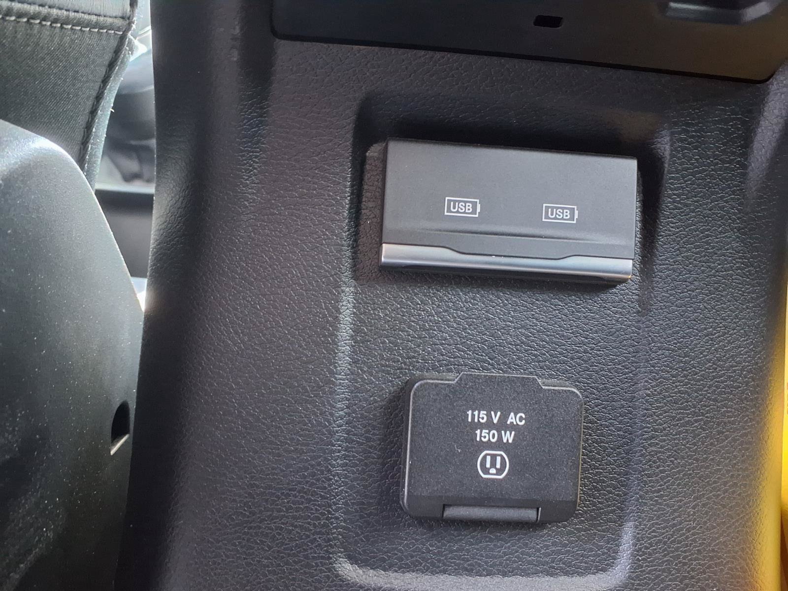 Used 2021 Jeep Wrangler Unlimited Sahara AWD/4WD image 29