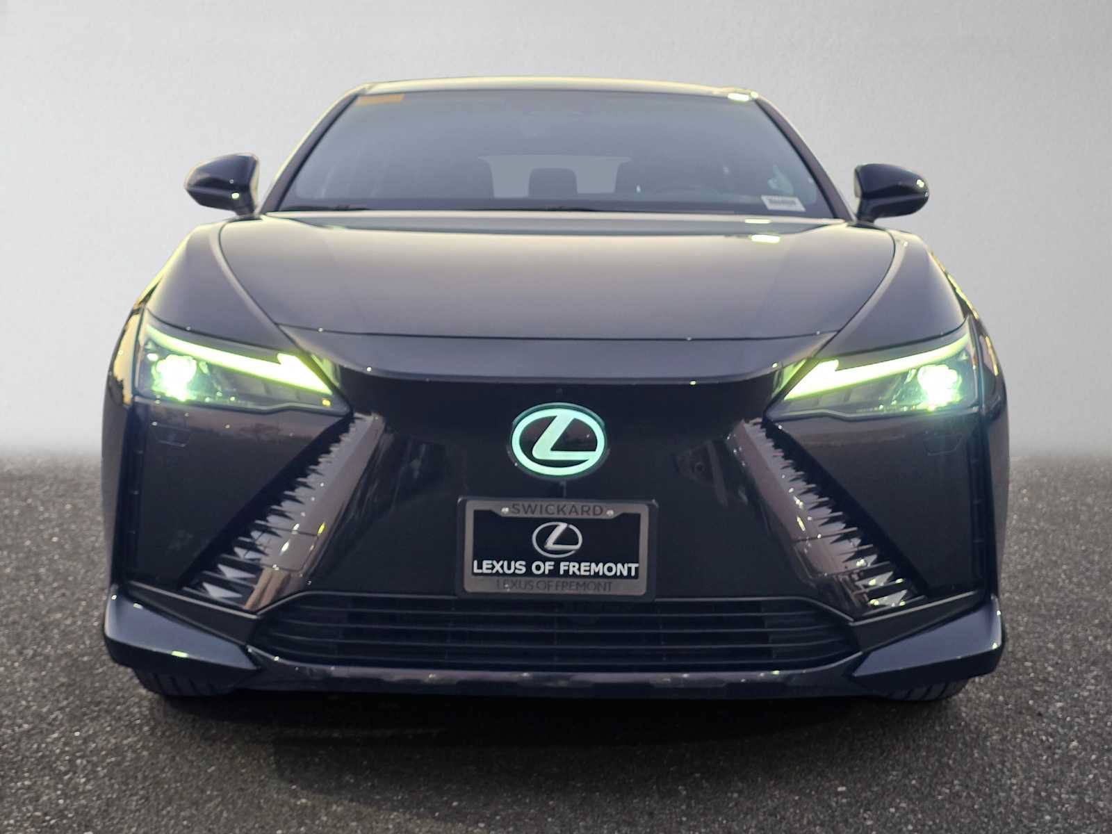 Used 2023 Lexus RZ 450e Premium w/ Accessory Package (2T) AWD/4WD image 8