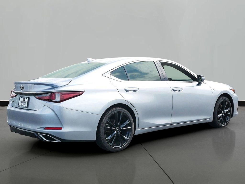Used 2023 Lexus ES 350 F Sport image 3