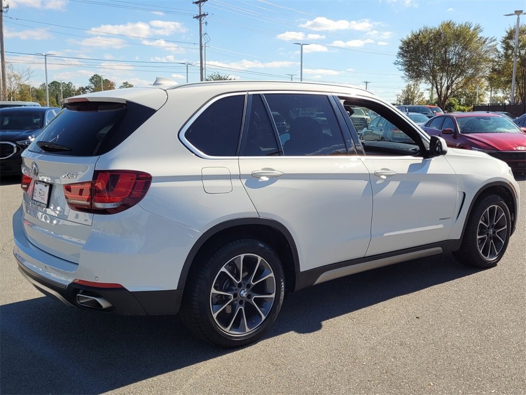 Used 2018 BMW X5 xDrive35d w/ M Sport Package image 3