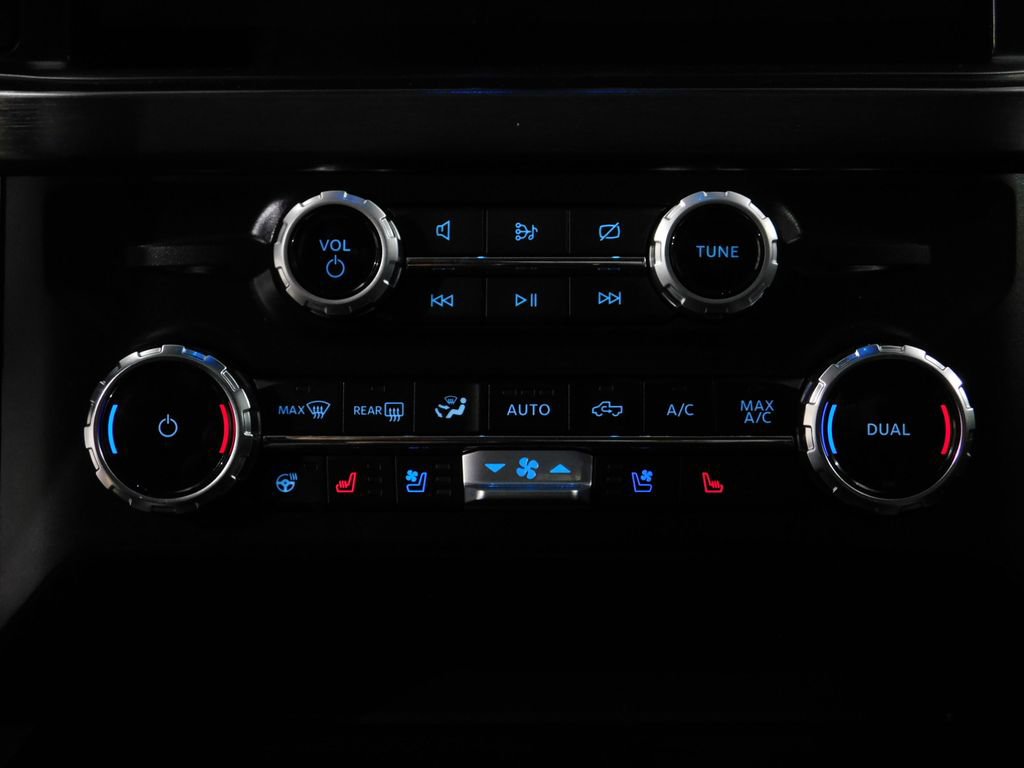 Used 2024 Ford F450 Lariat w/ Lariat Ultimate Package AWD/4WD image 49