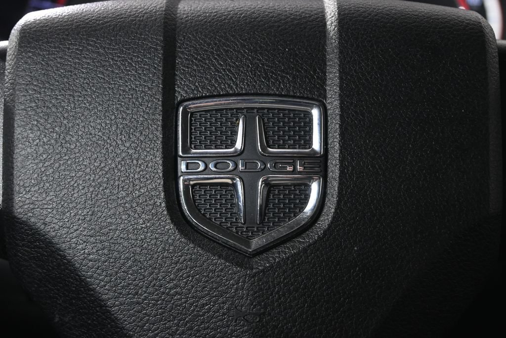 Used 2020 Dodge Journey SE w/ Blacktop Package FWD image 33