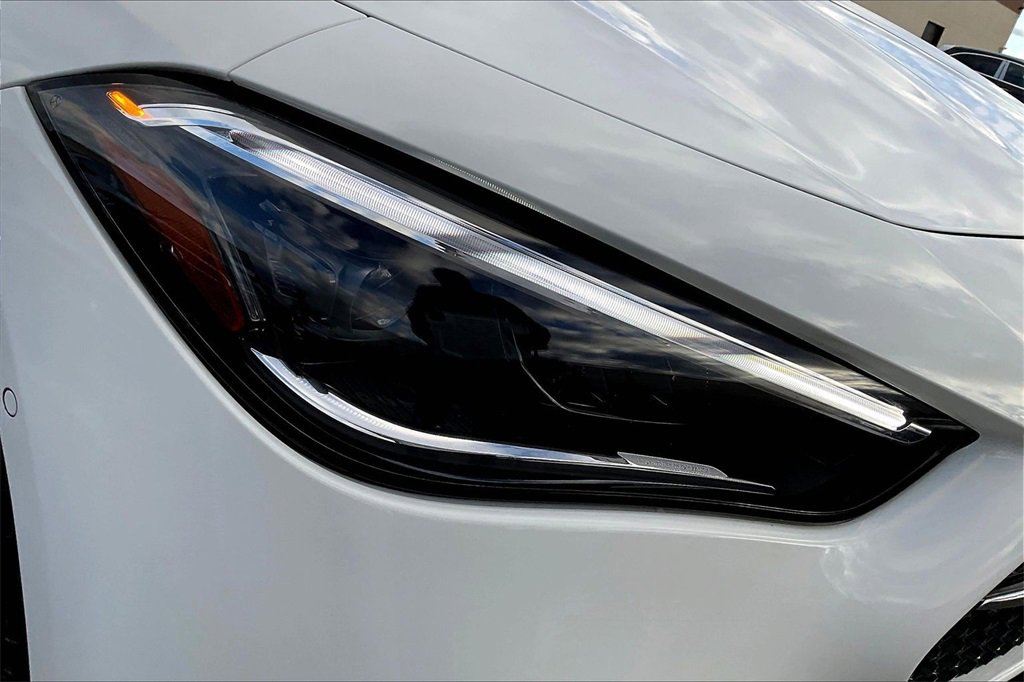 Used 2025 Mercedes-Benz CLE 300 4MATIC Coupe image 21