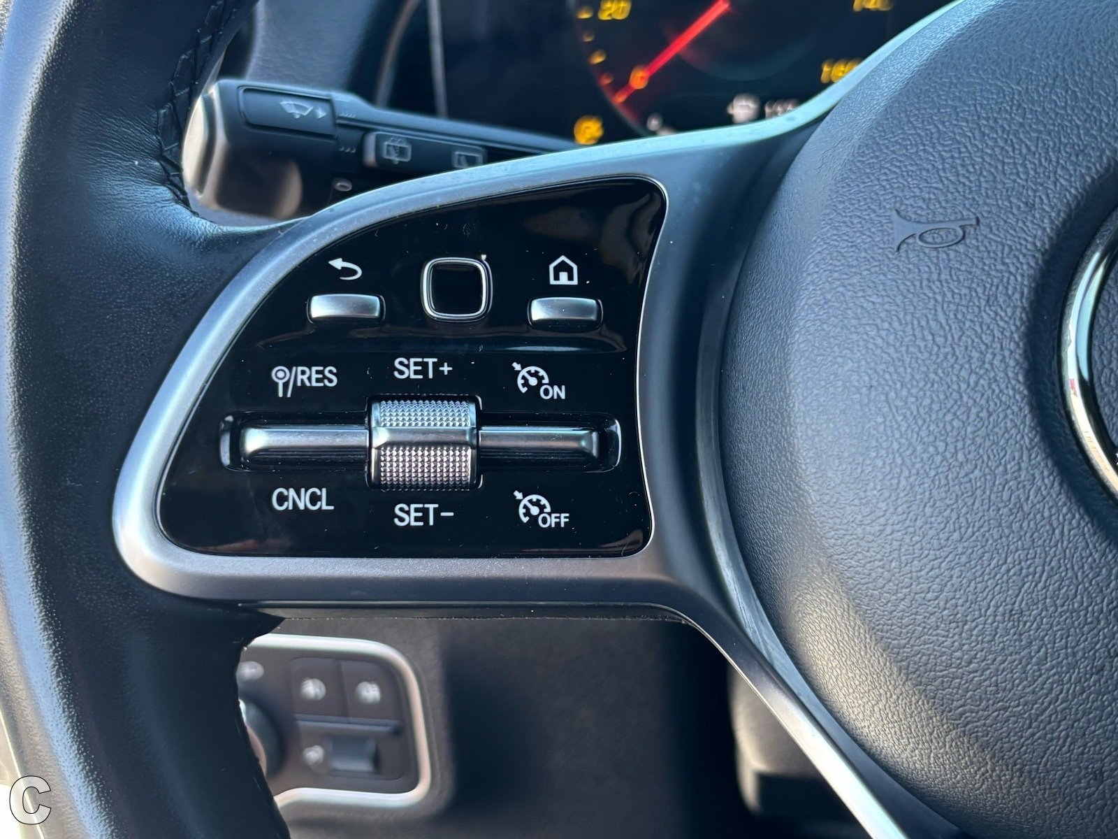 Used 2023 Mercedes-Benz GLB 250 image 15