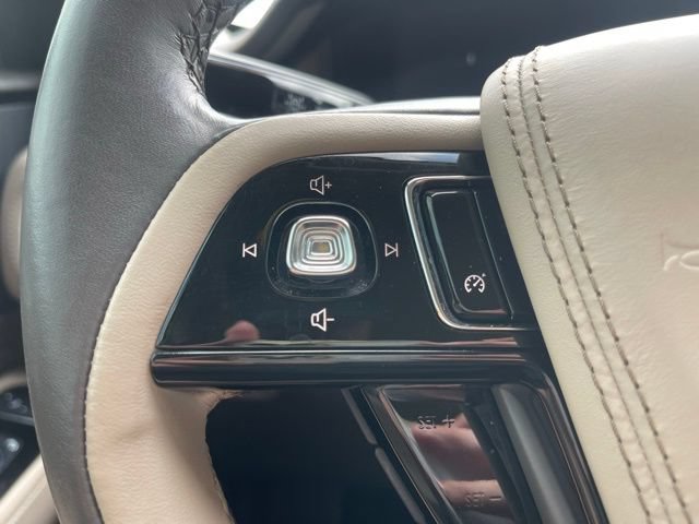 Used 2022 Lincoln Aviator Reserve AWD/4WD image 22