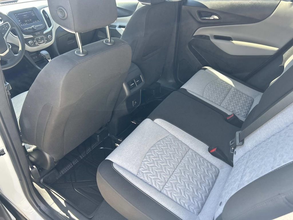 Used 2023 Chevrolet Equinox LT w/ LPO, Floor Liner Package FWD image 19