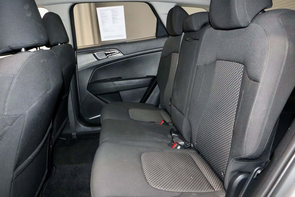 Used 2023 Kia Sportage LX image 22