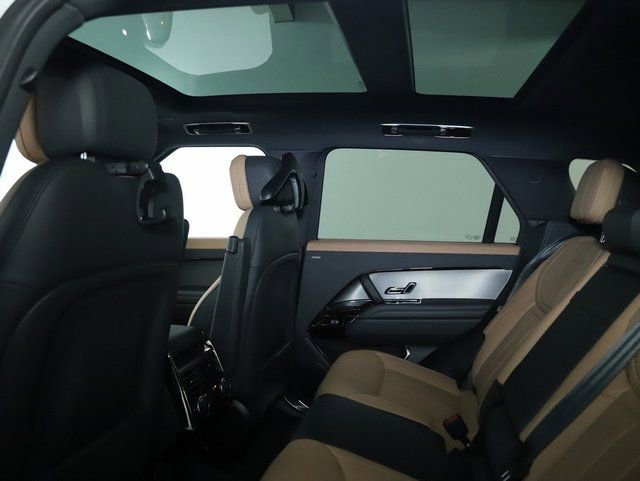 Certified 2025 Land Rover Range Rover Sport Dynamic SE image 19