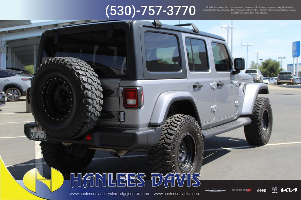 Used 2020 Jeep Wrangler Unlimited Sahara image 6