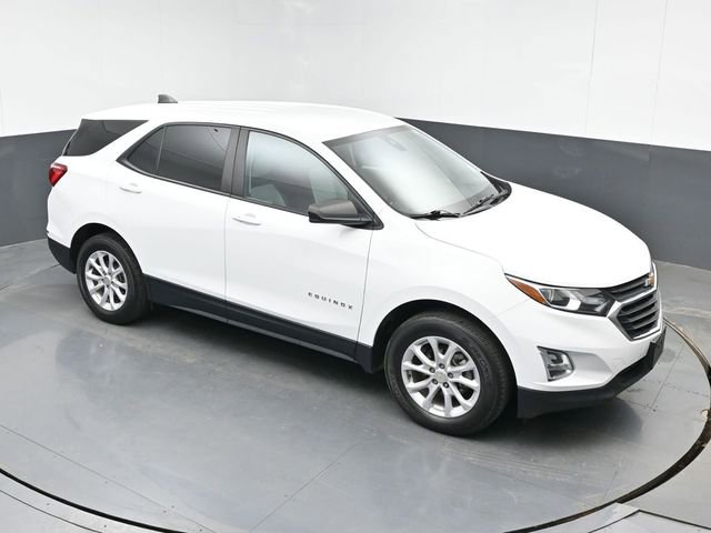 Used 2021 Chevrolet Equinox LS w/ LS Convenience Package image 1