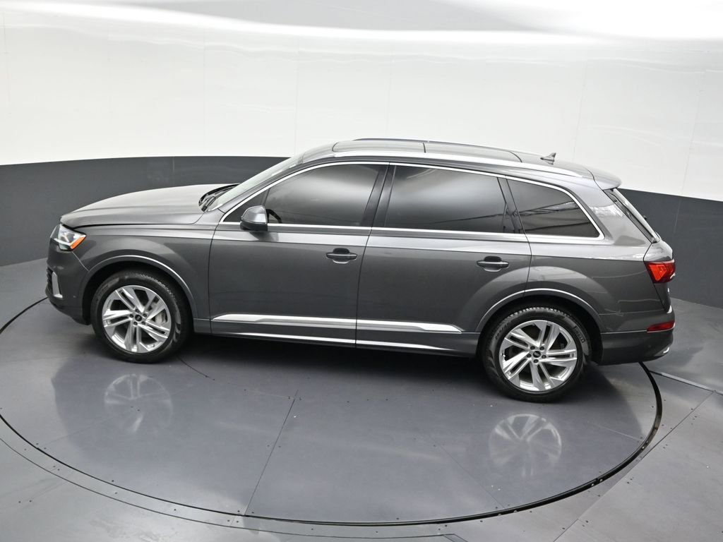 Used 2021 Audi Q7 2.0T Premium Plus w/ Premium Plus Package AWD/4WD image 11