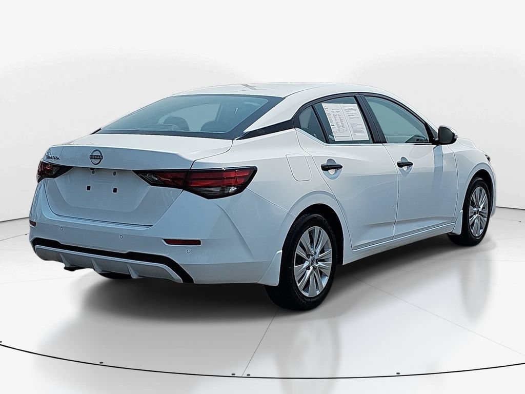 Used 2025 Nissan Sentra S FWD image 6