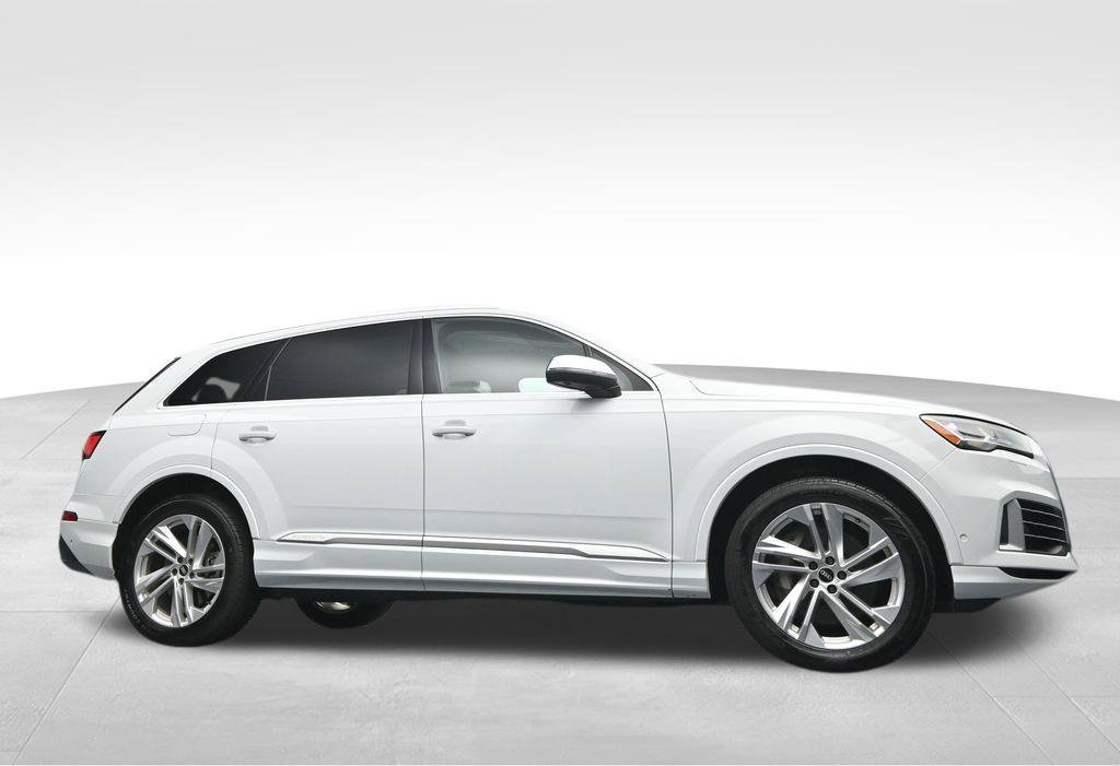 Used 2021 Audi Q7 3.0T Premium Plus w/ Premium Plus Package AWD/4WD image 47