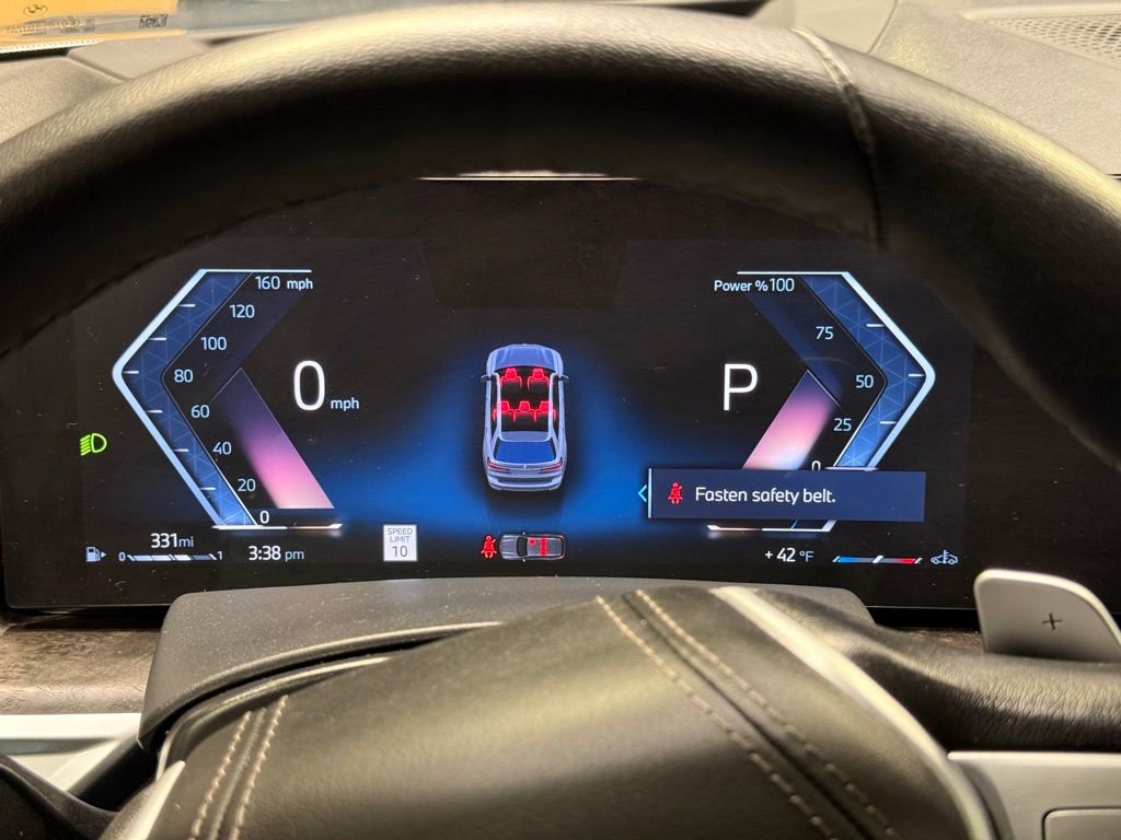 Used 2024 BMW X7 xDrive40i w/ Premium Package image 35