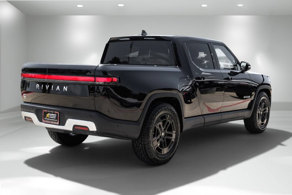 Used 2023 Rivian R1T Adventure AWD/4WD image 7