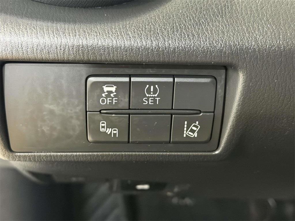 Used 2017 MAZDA MX-5 Miata RF Grand Touring image 25