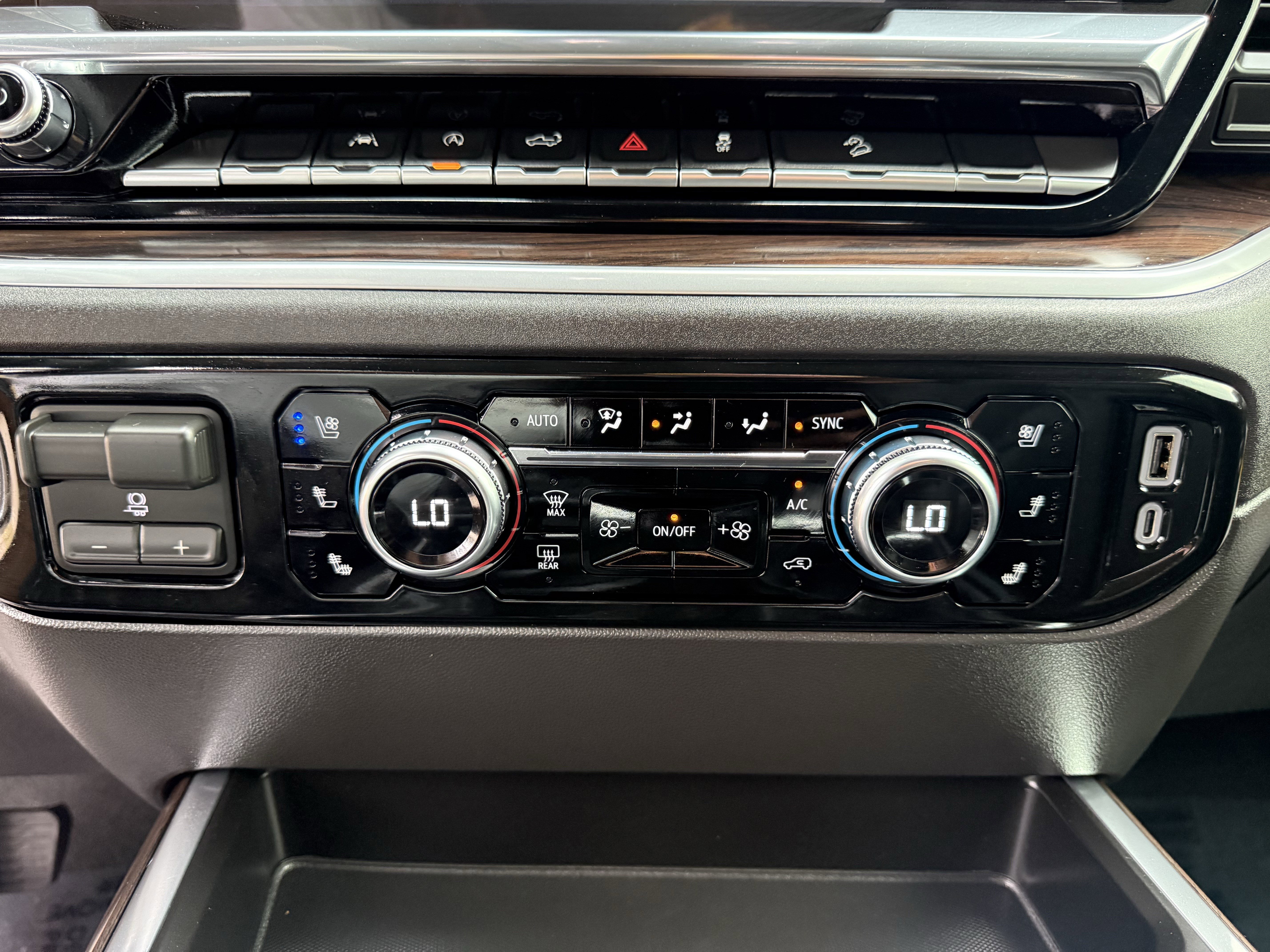 Used 2026 GMC Sierra 1500 SLT image 22