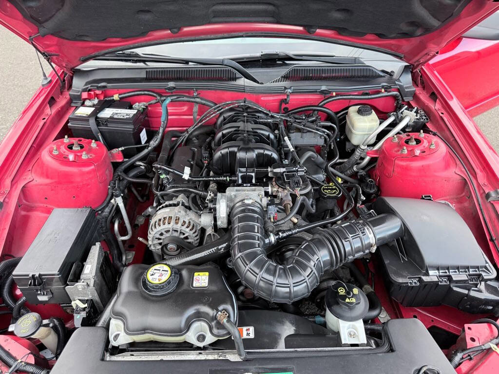 Used 2008 Ford Mustang Premium image 17