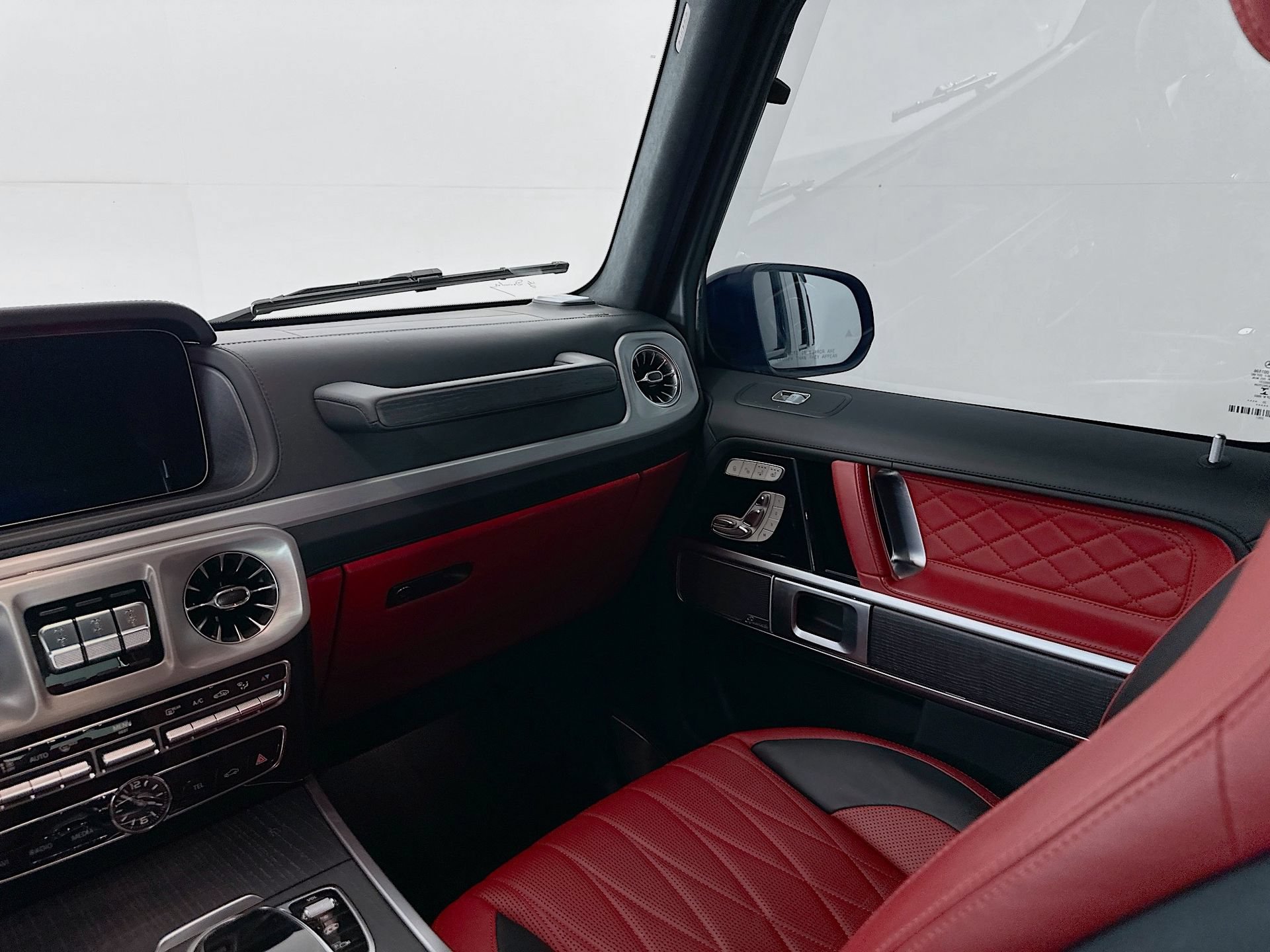 Certified 2021 Mercedes-Benz G 63 AMG 4MATIC image 26