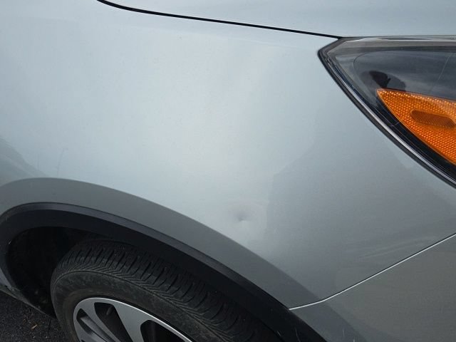 Used 2017 Buick Encore Essence FWD image 6