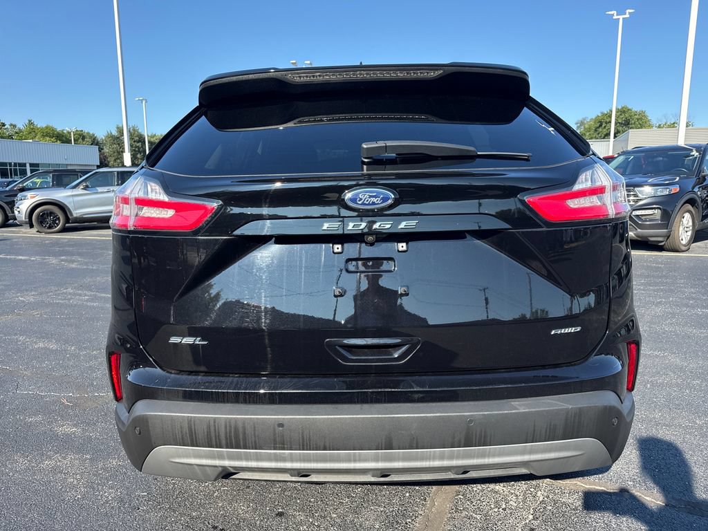 Used 2023 Ford Edge SEL w/ Convenience Package AWD/4WD image 9
