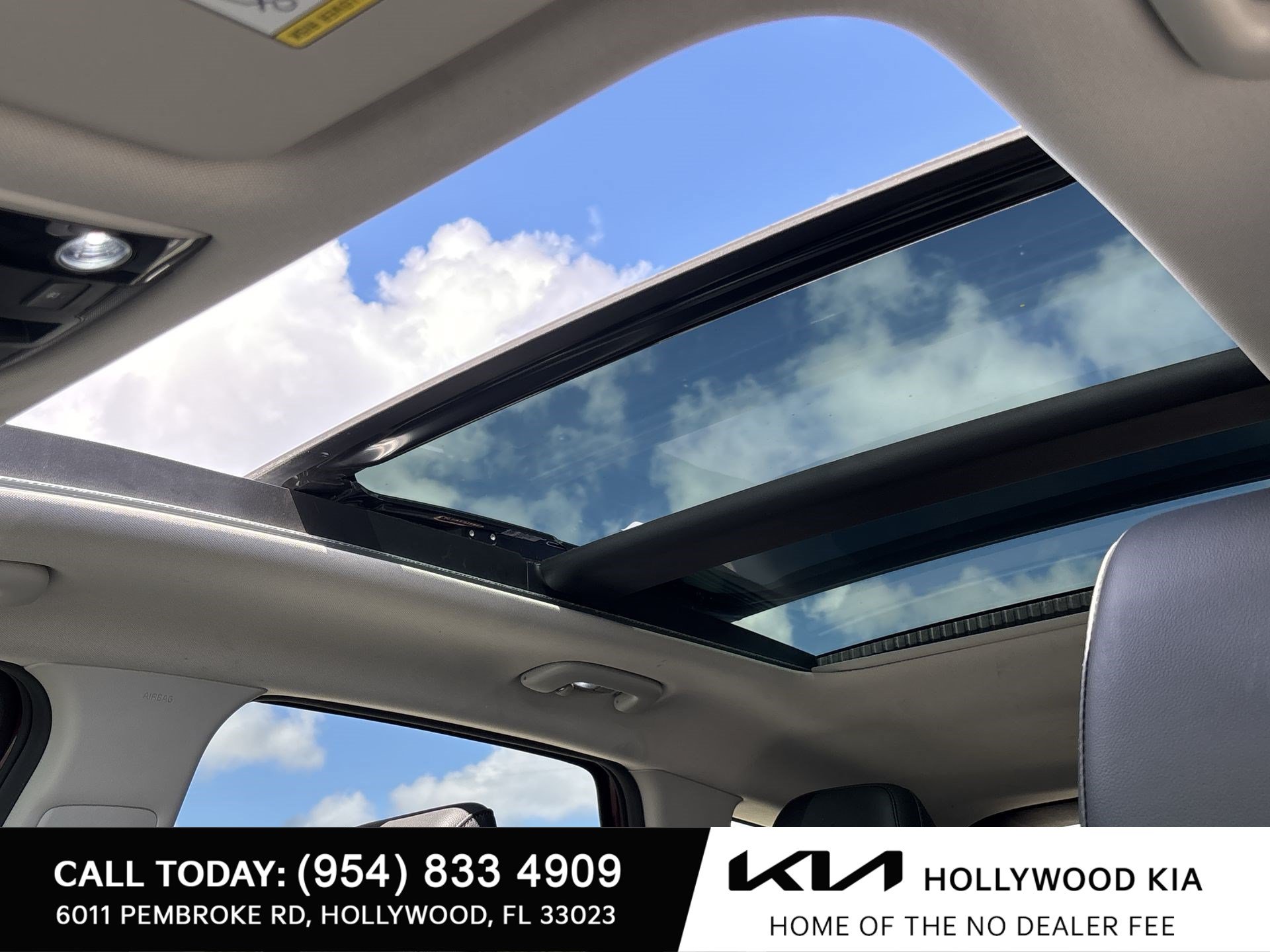 Used 2024 Kia Sportage SX FWD image 16