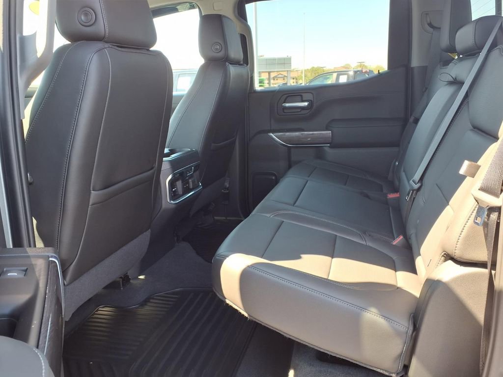 Used 2020 Chevrolet Silverado 1500 LTZ w/ LTZ Plus Package AWD/4WD image 26