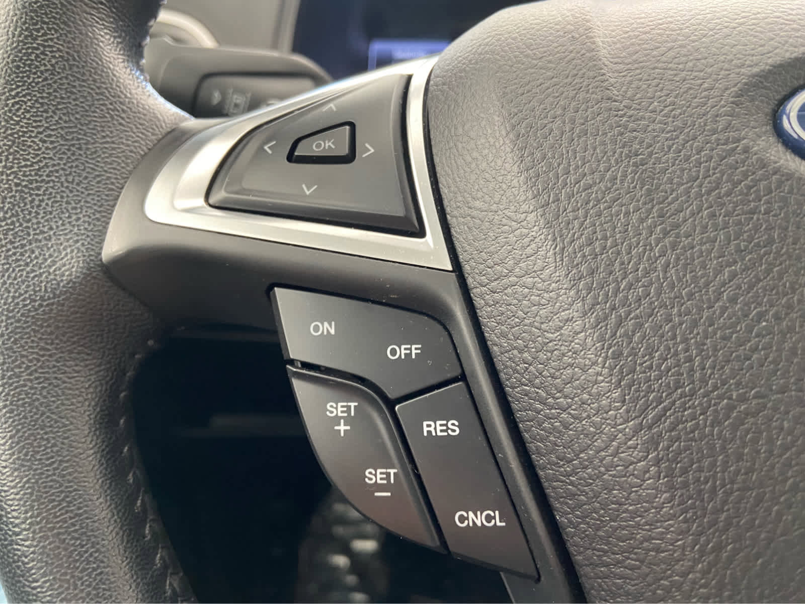 Used 2022 Ford Edge SEL w/ Convenience Package image 25