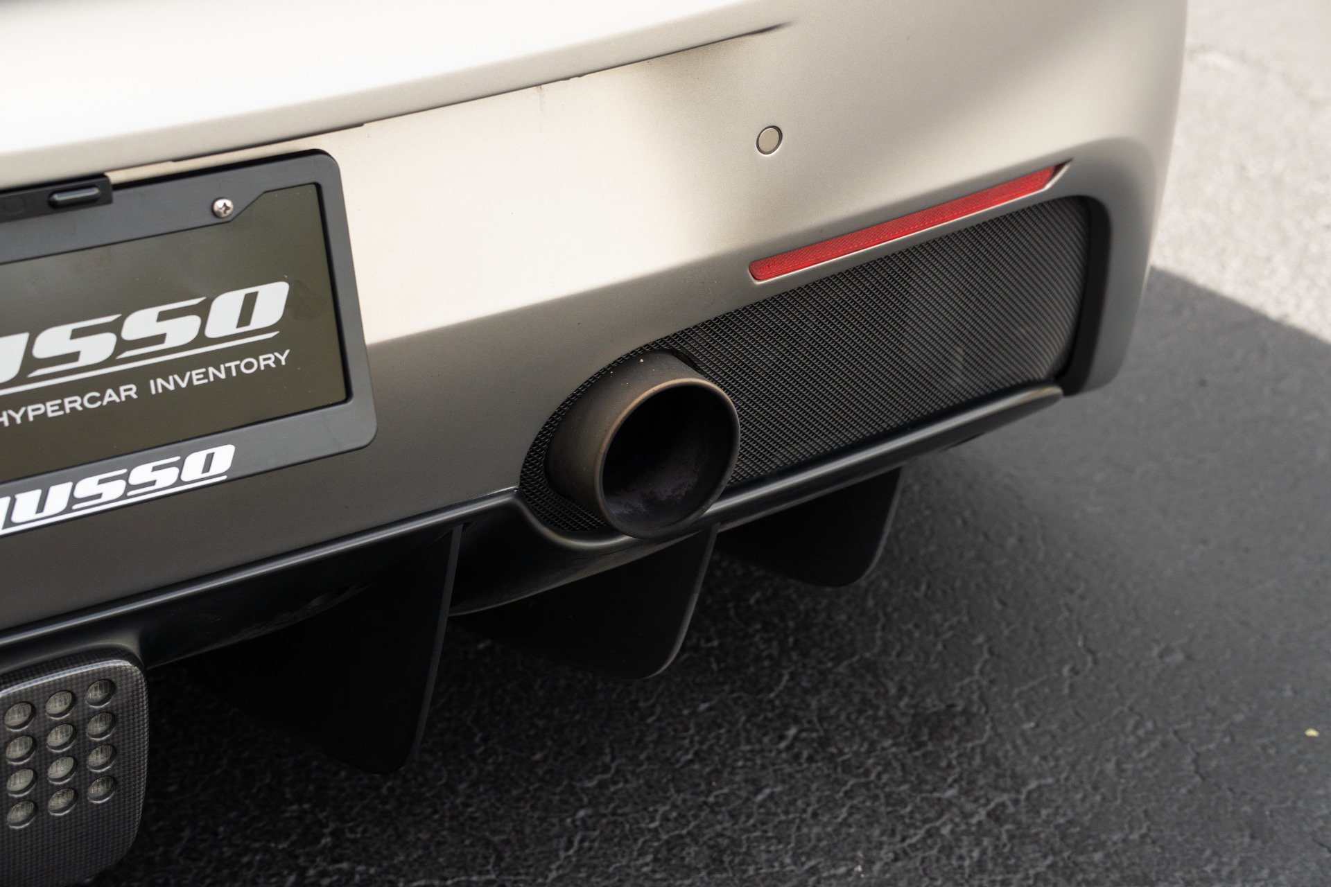 Used 2016 Ferrari 488 GTB image 19