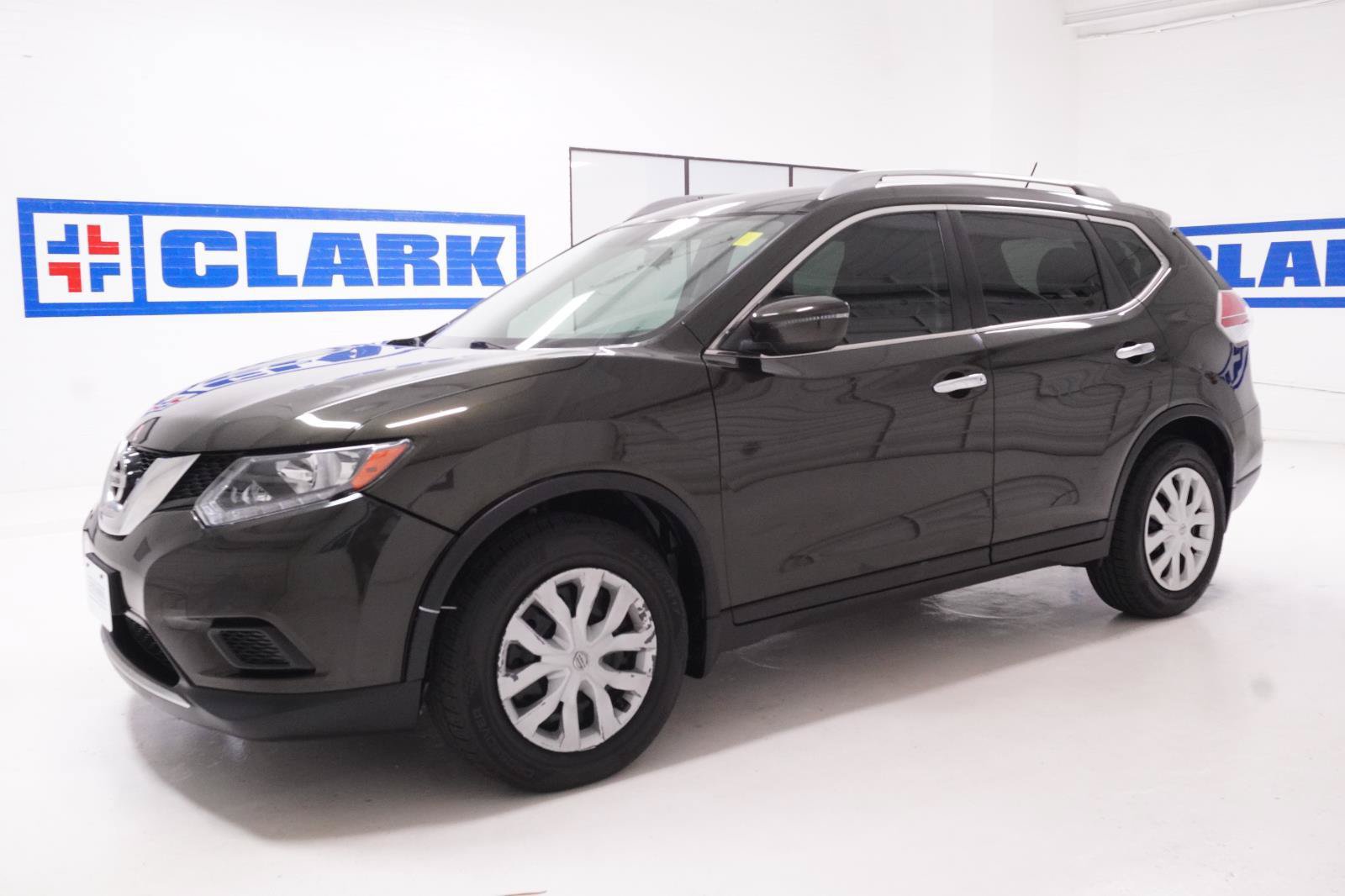 Used 2016 Nissan Rogue S w/ Appearance Package FWD image 35